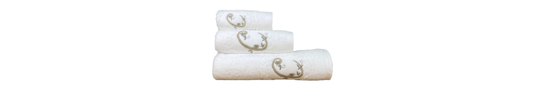 Juego de Baño Blanco Letra C 100% Algodón | Laura Home