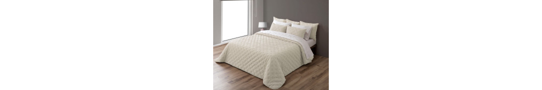 Colcha Veneza Beje - Prática e Elegante | Laura Home