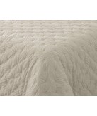 Colcha Veneza Beige - Práctica y Elegante | Laura Home