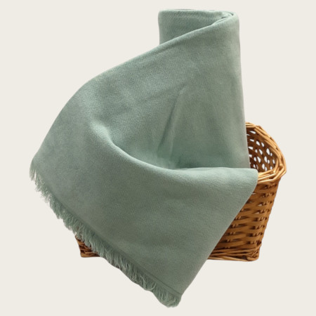 Manta Chenille Verde Agua em Algodão com Franjas | Laura Home