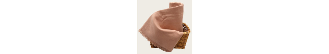 Manta Chenille Rosa em Algodão com Franjas | Laura Home