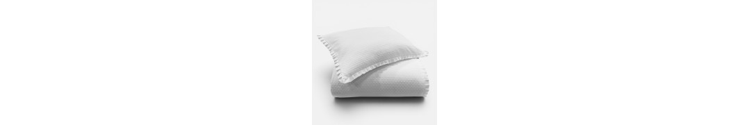 Edredón Blanco Bordado con Lunares 100% Algodón| Laura Home