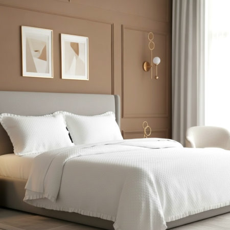 Edredón Blanco Bordado con Lunares 100% Algodón| Laura Home