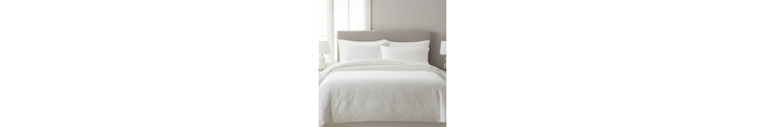 Capa de Edredão Damasco Branco Floral 100% Algodão | Laura Home