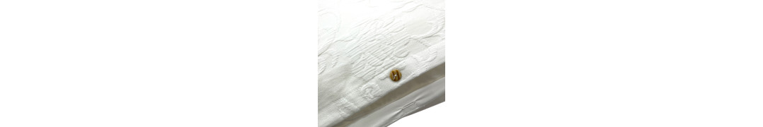 Funda Nórdica Damasco Blanco Floral 100% algodón | Laura Home