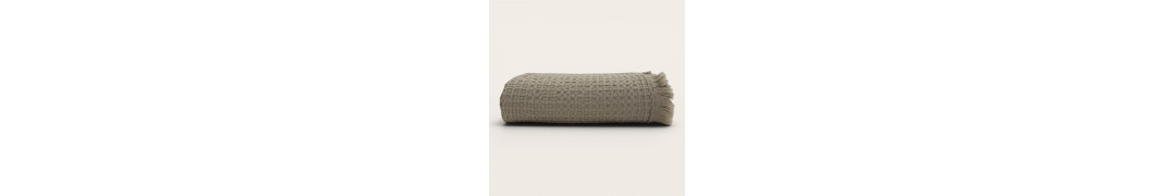 Manta Waffle Tana Taupe 100% Algodão | Laura Home