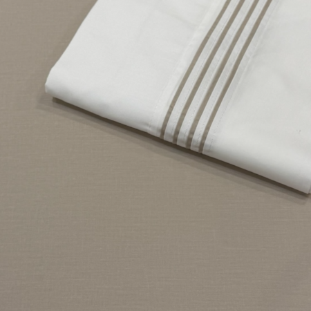 Juego de sábanas Percal 300 hilos Dune Topo | Laura Home