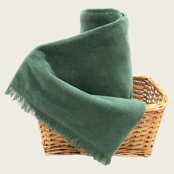 Manta Chenille Lisa Verde Escuro Manta Chenille Lisa Verde Escuro