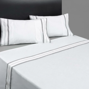 Jogo de Cama Percal 300 Fios - Pregas Cinzentas Jogo de Cama Percal 300 Fios - Pregas Cinzentas